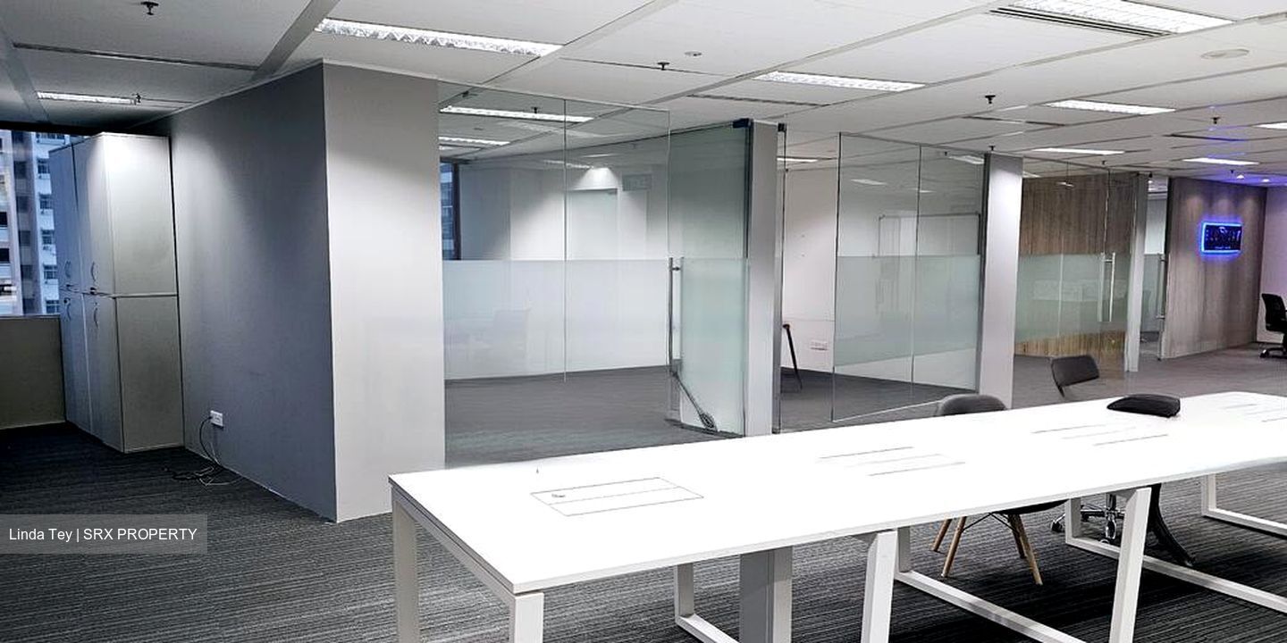 Central Plaza (D3), Office #453912341